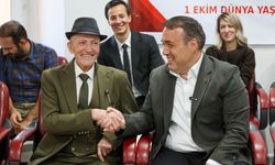 Vali Sözer’den 1 Ekim Dünya Yaşlılar Günü’nde Anlamlı Ziyaretler
