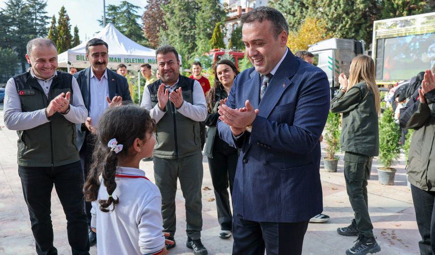 Bilecik’te Yeşil Vatan Tırı Etkinliği: Çocuklar Orman Sevgisiyle Buluştu